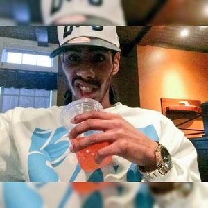 Meet your Posher, Louis